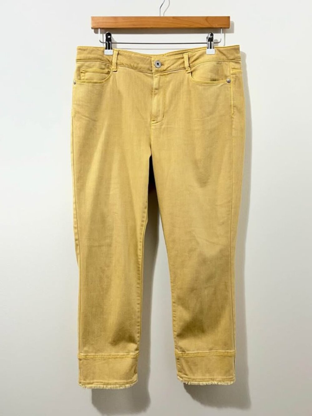 J. Jill Authentic Fit Frayed Hem CroppedGolden Yellow Elevated Jeans [size 12] - Picture 2 of 9